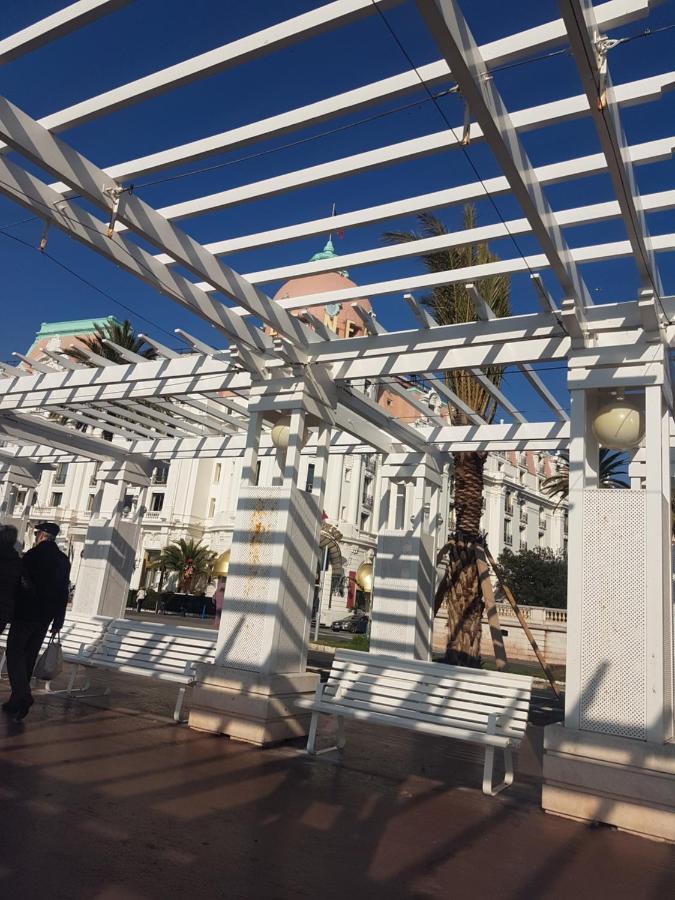 Nice Large 2Br Sunny 20 Meter Terrace Parking Beach Shops Zewnętrze zdjęcie